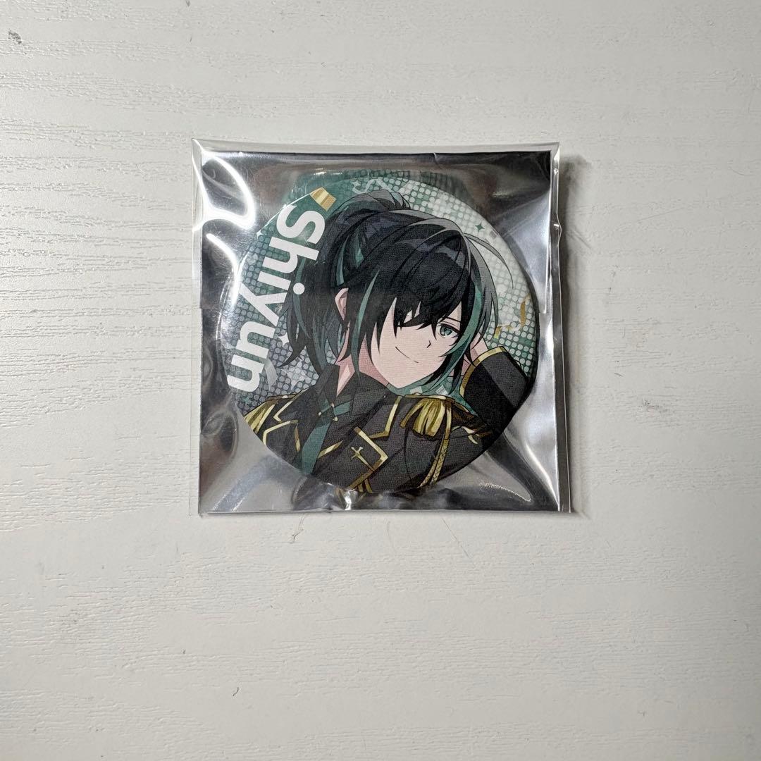 しゆんくん すとふぇす缶バッジ 等身 - メルカリ