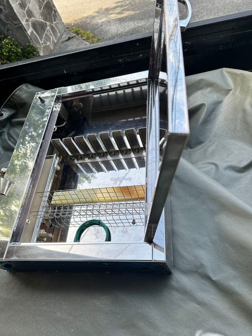 ジャンク品CS-G7 殺菌灯付包丁保管庫7本収納18-8 ※