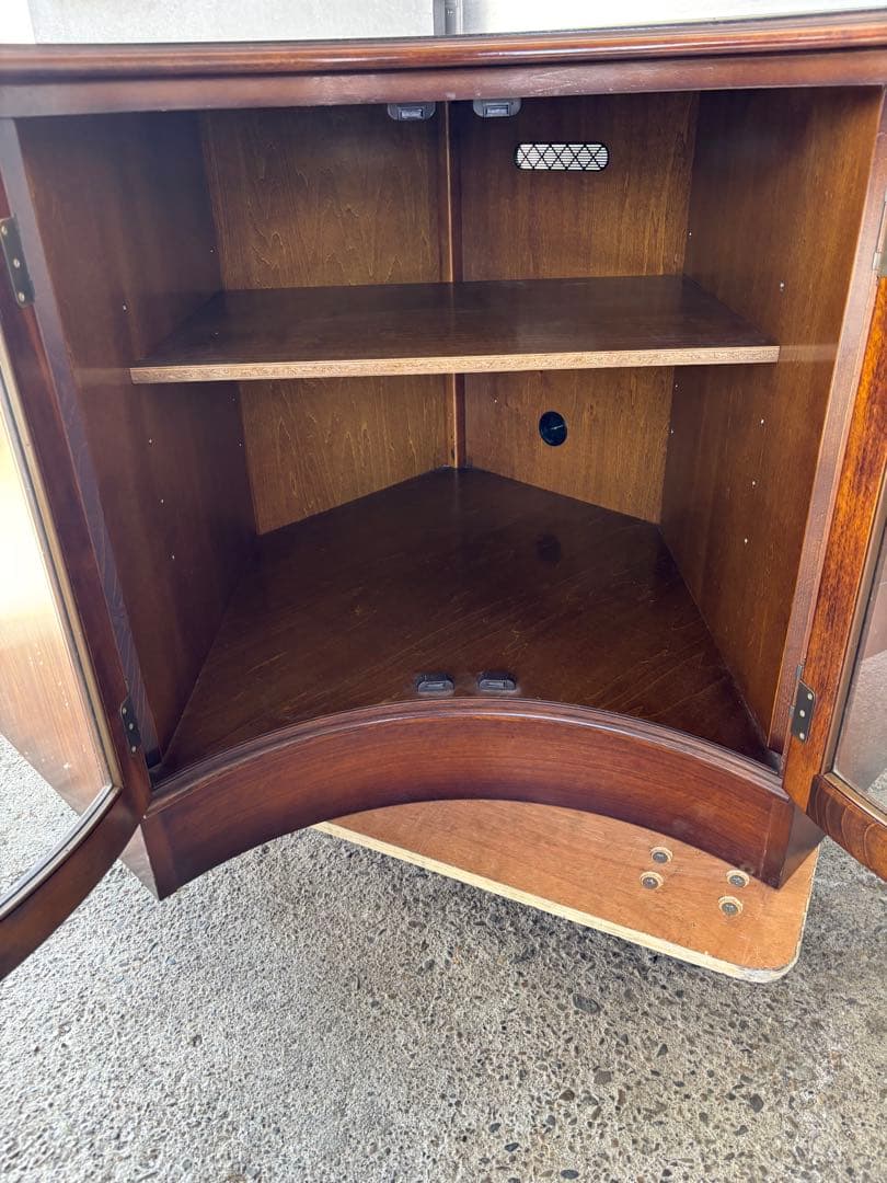 カリモク karimoku コーナーキャビネット ガラス扉 飾り棚 コロニアル