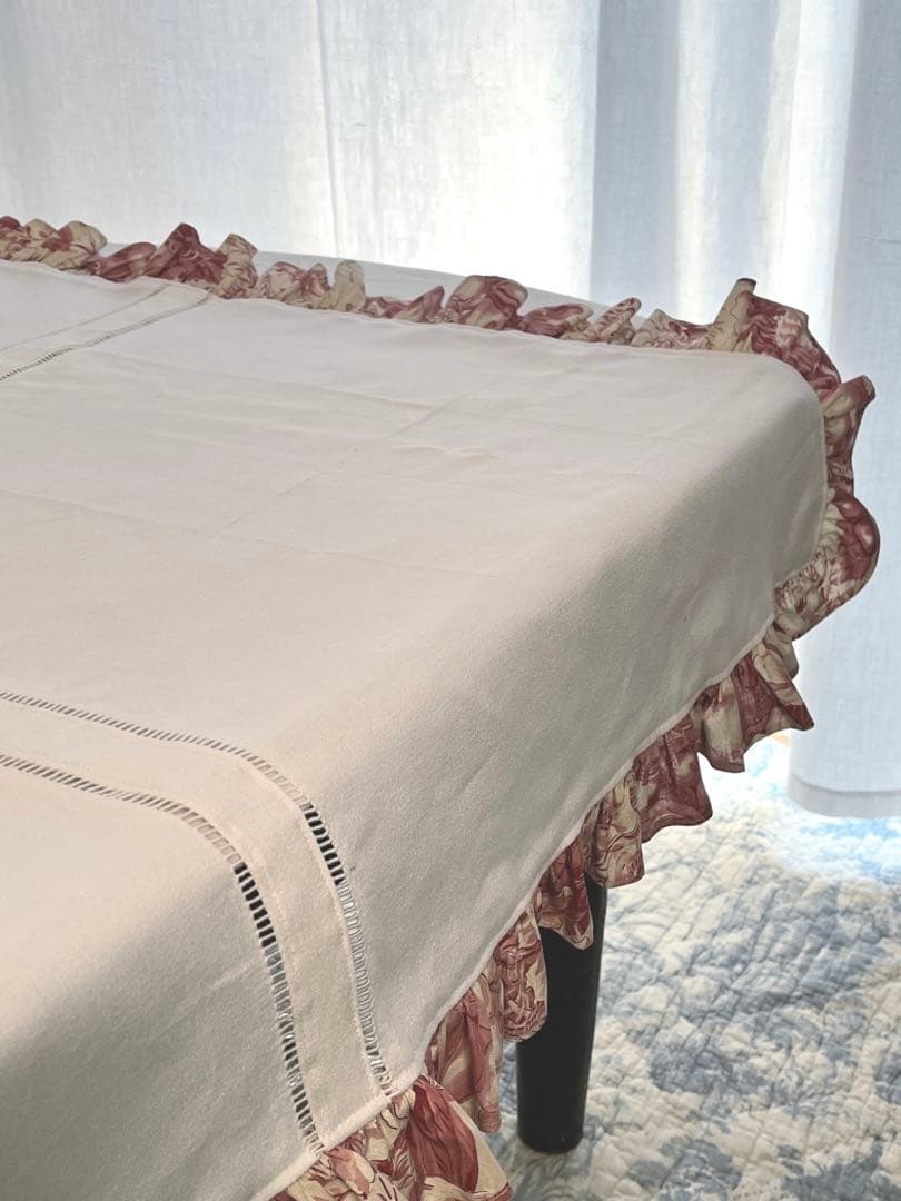 美品】フランスアンティーク 手刺繍モノグラム テーブルクロス 赤の