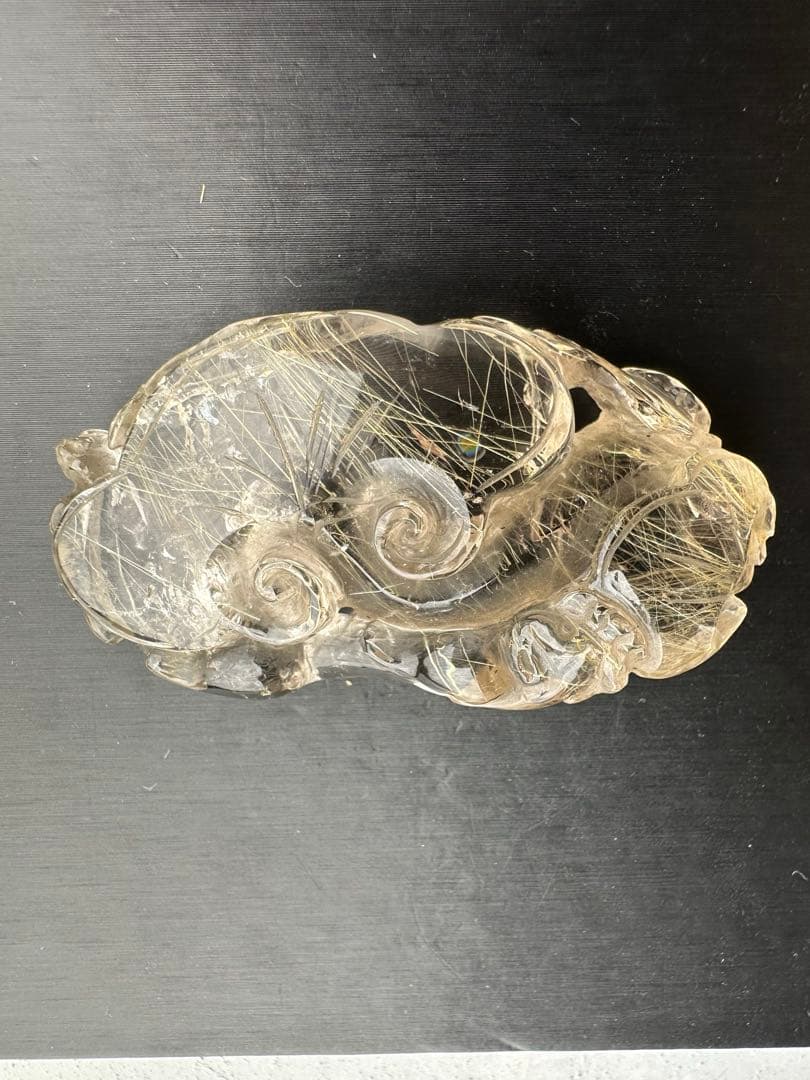 ルチルクォーツ彫物（如意）