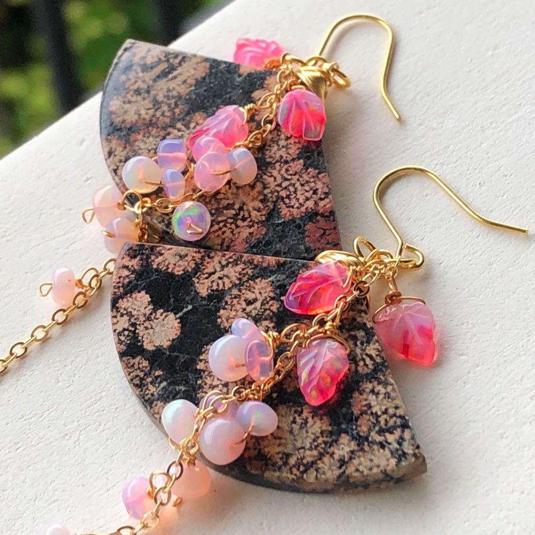 天然石♡レア♡桜舞散るレッドスノーフレークオブシディアンのピアス14kgf