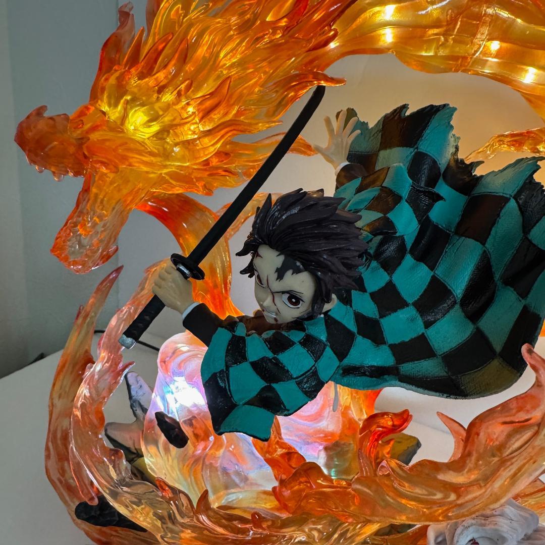 鬼滅の刃 竈門炭治郎 特大　フィギュア 炎エフェクト付き