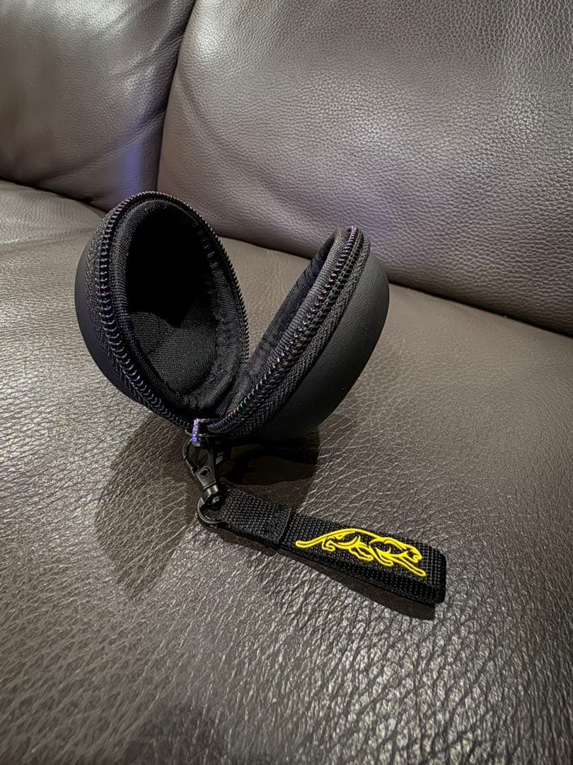 ビリヤード Predator Clip-On Cue Ball Carry Case