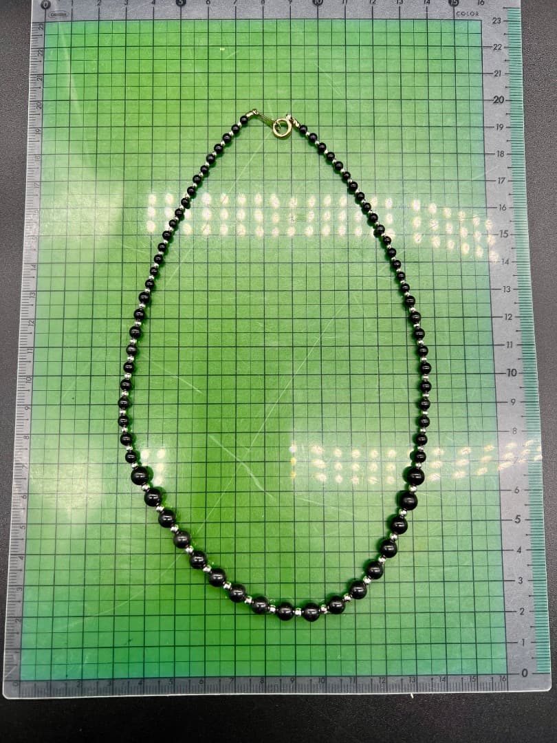 K18ホワイトゴールド シリカ石 ネックレス