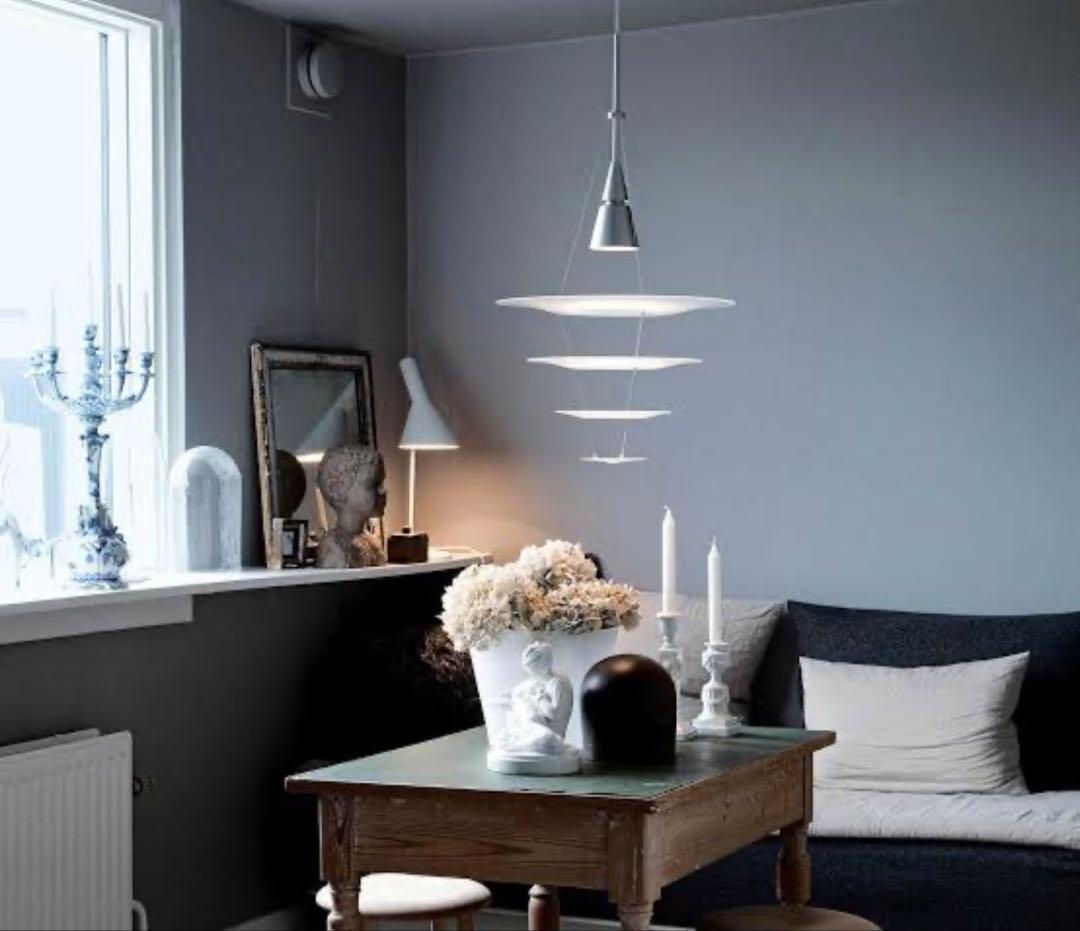 Louis Poulsen Enigma 425 ペンダントライト