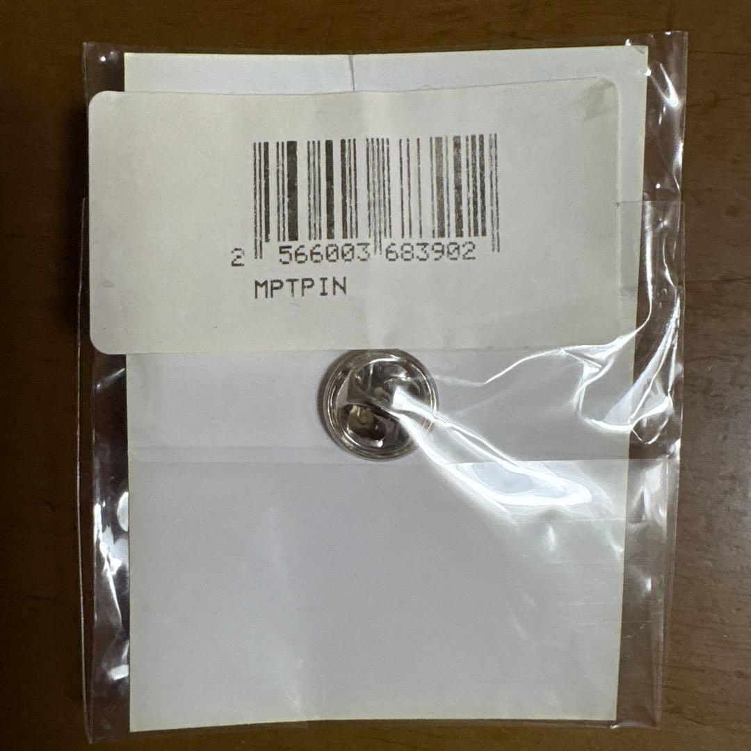 フレディ・マーキュリー ピンバッジ 新品 公式