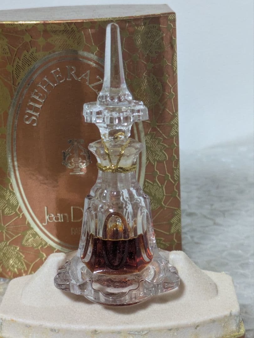 香水　シェヘラザード ジャンデプレ 7.5ml 未使用