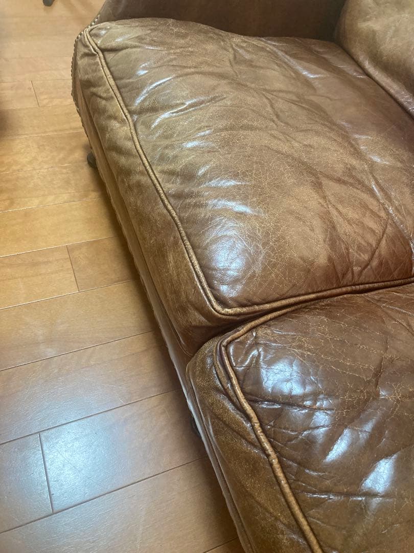 HALO　ハロ◉ BALMORAL　3人掛けレザーソファ　バルモラル