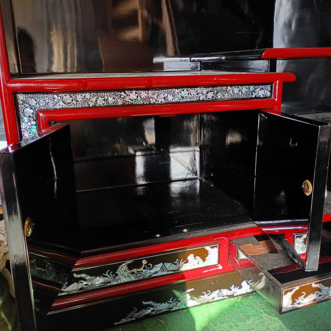 飾り棚　漆塗り　螺鈿入　朱赤　民芸家具　七門