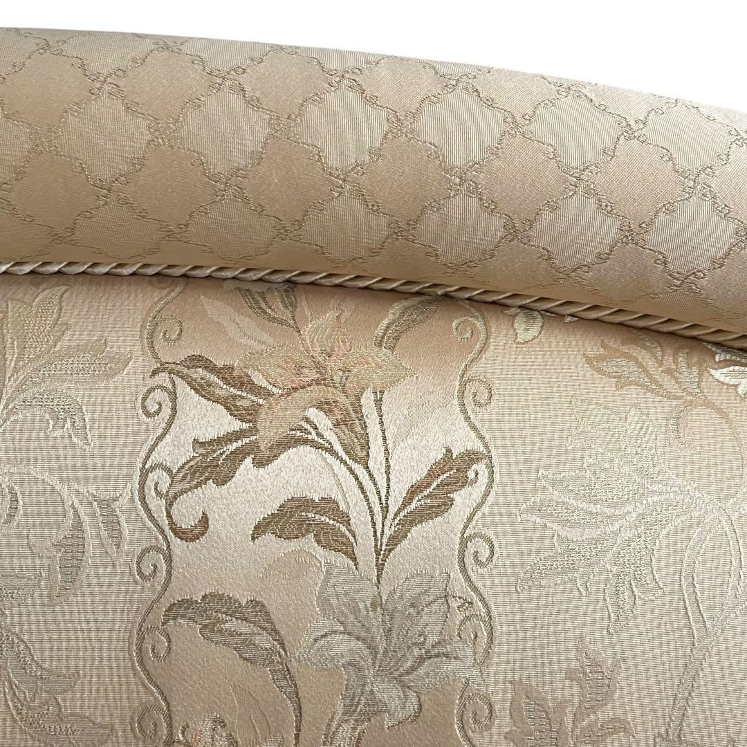 【豪華絢爛】【高級】2人掛けソファ　ファブリック ヨーロッパ　欧風　ラウンジ