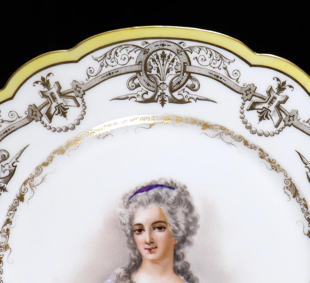 オールド・セーブル 1846年製 金彩大型24cmデュ・バリー夫人画飾り皿