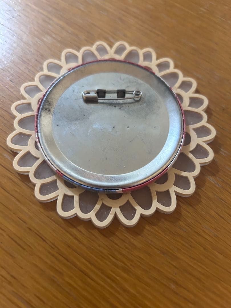 ・戸山香澄　OVA　缶バッジ　1個