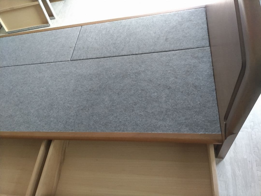 新春セール！札幌市近郊の方限定！送料無料！大塚家具 収納付きシングルベッド