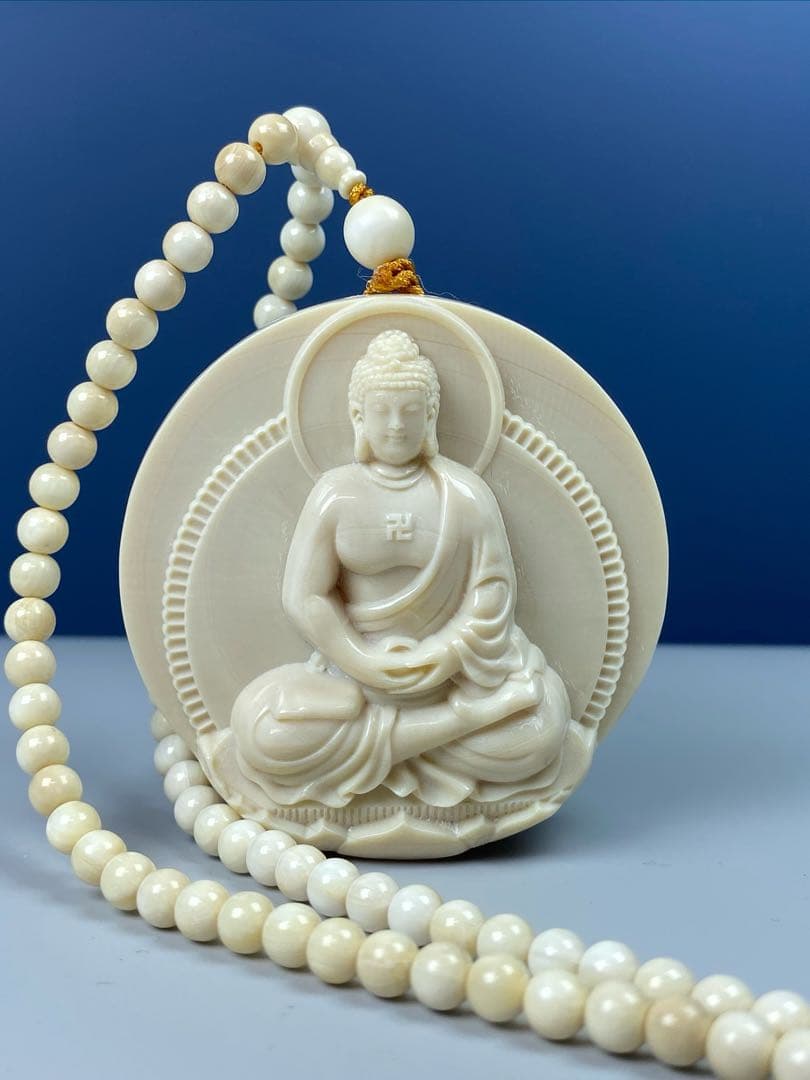 天然マンモス牙美しい手作り彫刻 阿弥陀仏 ペンダント