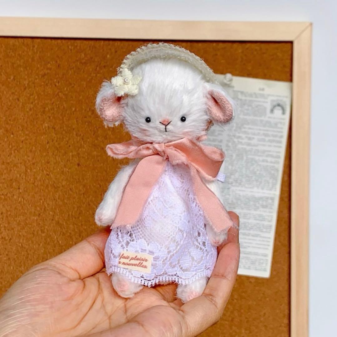 優雅な仔羊 ぬいぐるみ ハンドメイド テディベア 部屋飾り 海外作家様