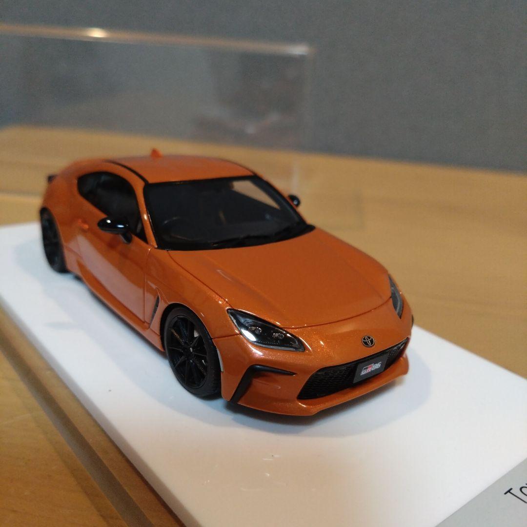 メイクアップ ミニカーGR86 1／43 フレイムオレンジ