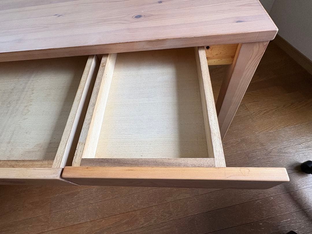【送料込】無印良品：パイン材デスク／引き出しあり（2箇所）