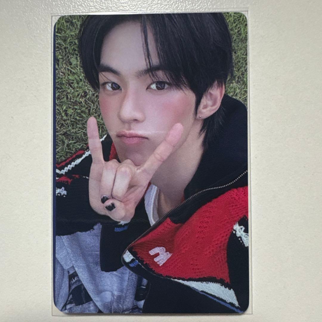 TWS play hard 一直娱 yzy 3.0ドフン トレカ - メルカリ