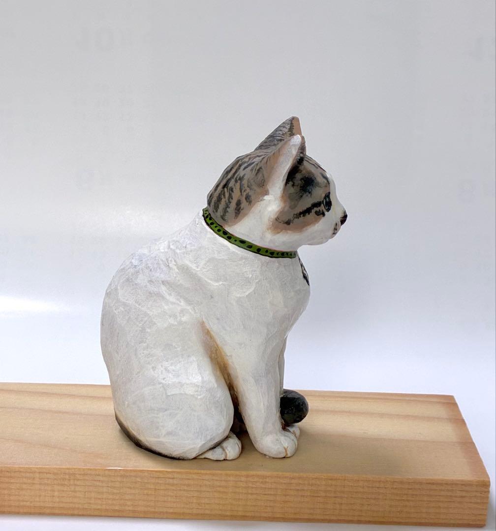 牛頭丸　キジ白とハチワレ