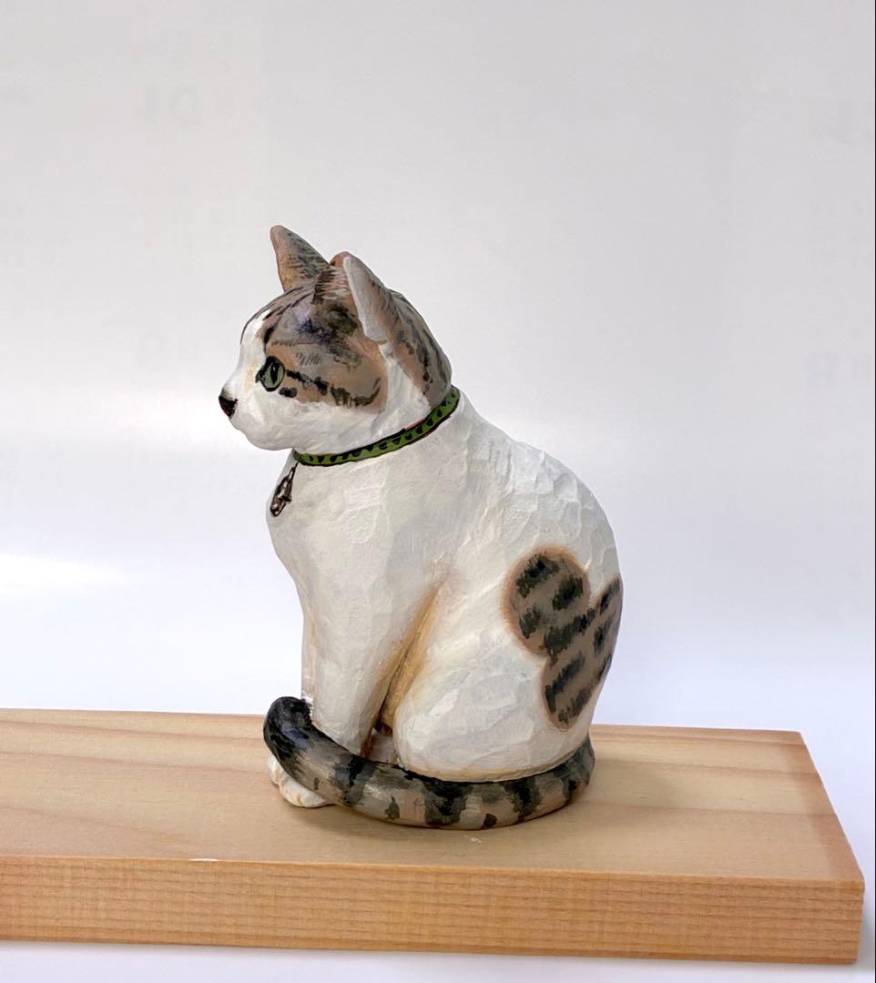 牛頭丸　キジ白とハチワレ