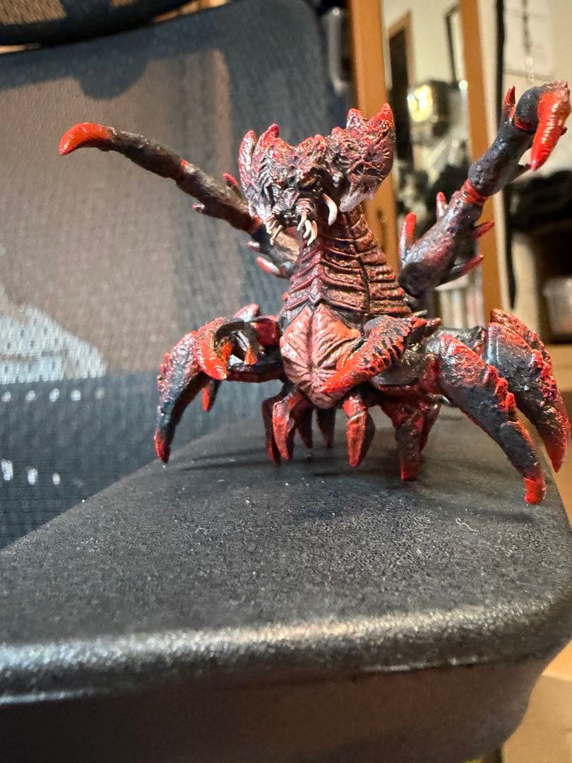 デストロイア フィギュア ゴジラ 改造リペイント - メルカリ