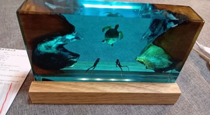 新品 レジンアート ナイトライト 海洋生物 ウミガメダイバー USB給電 ランプ