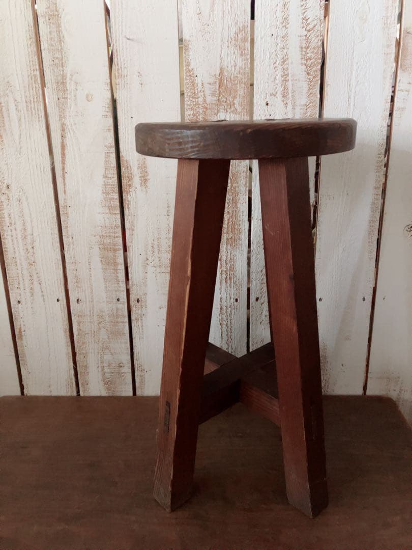 ヴィンテージ　古い味わいのある椅子　スツール　丸椅子　飾り椅子　ホゾ組み