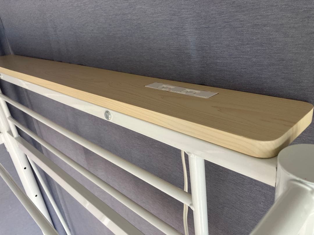 階段ロフトベッド 白 宮&コンセント付 軽自動車に積めます。