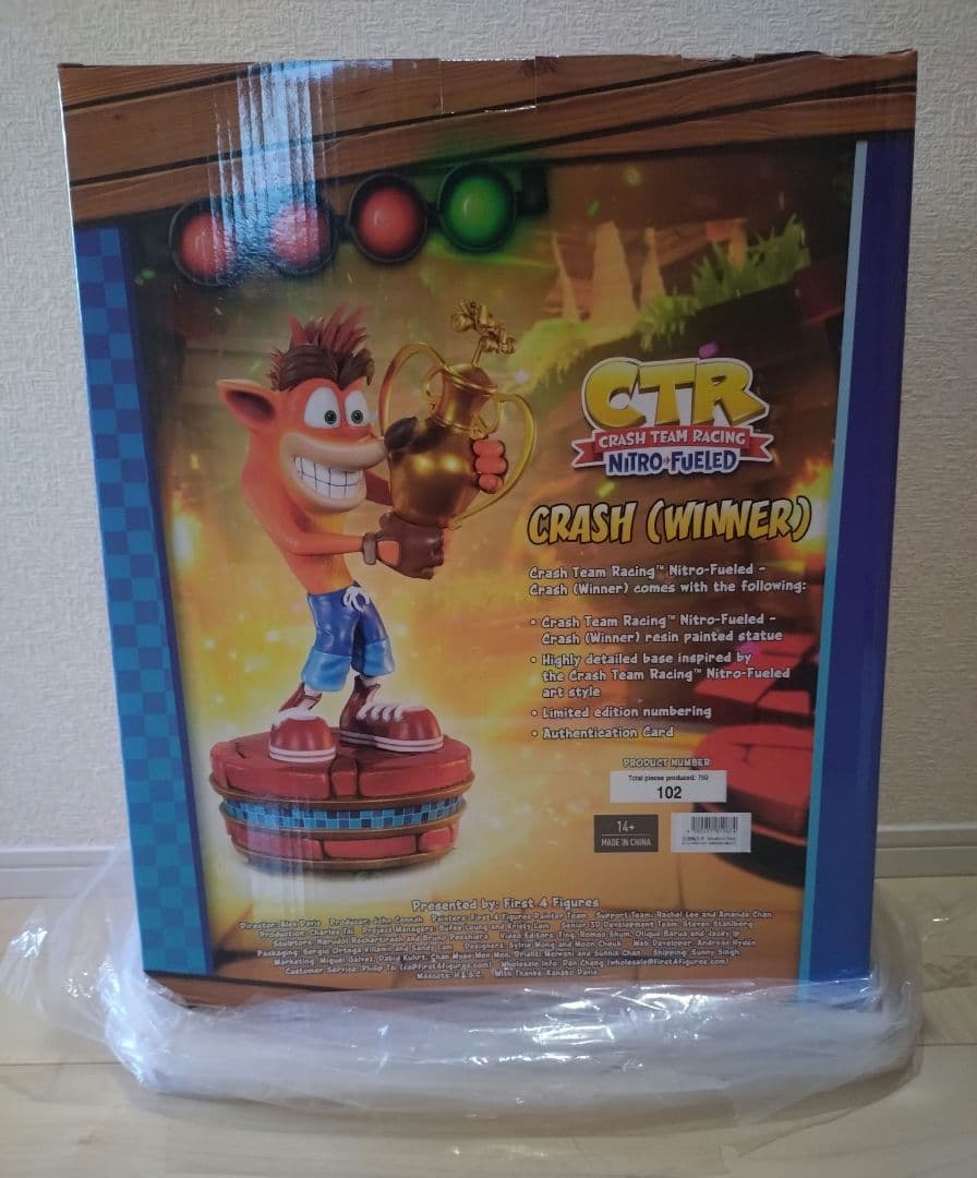正規品】クラッシュバンディクー レーシング フィギュア スタチュー