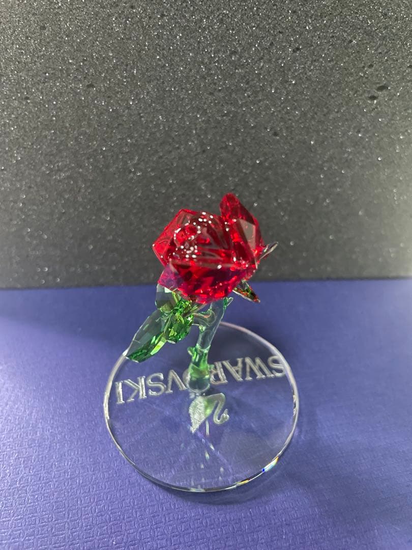 【美品】【一度も飾っていません】スワロフスキー　魔法のバラ　ディズニー