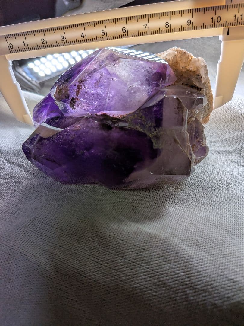 エレスチャルアメジスト