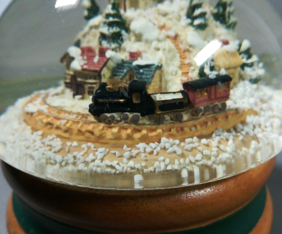 動作確認済　スノードーム　スノーグローブ　オルゴール