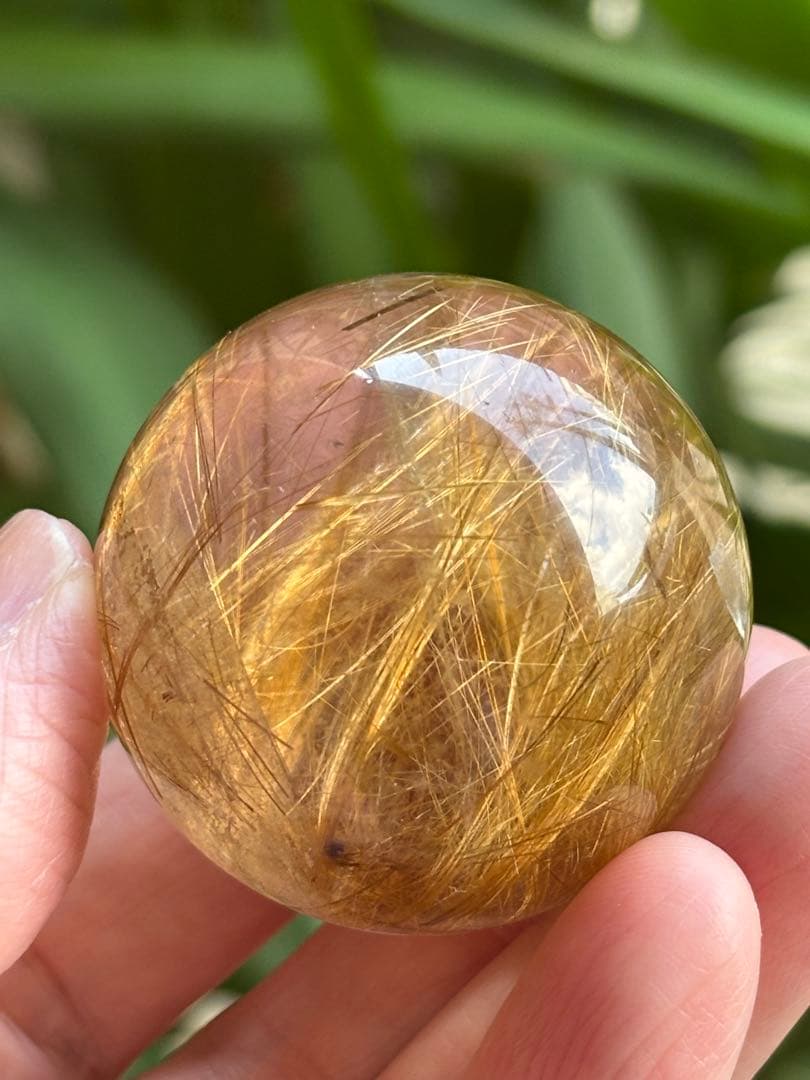 ゴールドルチル　クォーツ　スフィア　スモーキー　4.06cm 透明度高　天然石