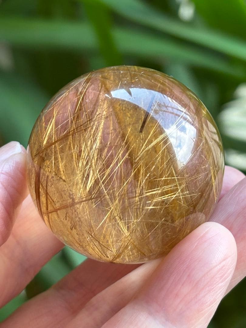 ゴールドルチル　クォーツ　スフィア　スモーキー　4.06cm 透明度高　天然石