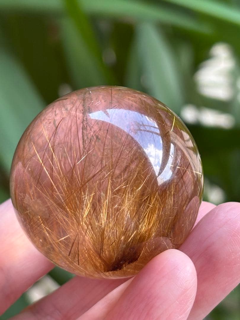 ゴールドルチル　クォーツ　スフィア　スモーキー　4.06cm 透明度高　天然石