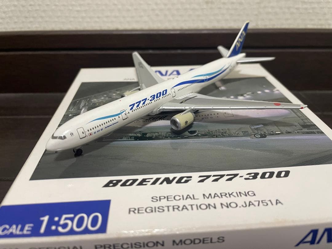 全日空商事 1/500 ANA 777-300 JA751A NH50003 - メルカリ