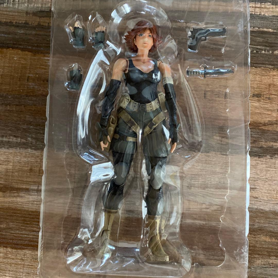 メタルギアソリッド プレイアーツ改 メリル・シルバーバーグ