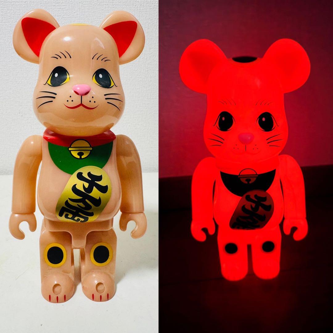 ベアブリック 招き猫 400% BE@RBRICK kaws フラグメント