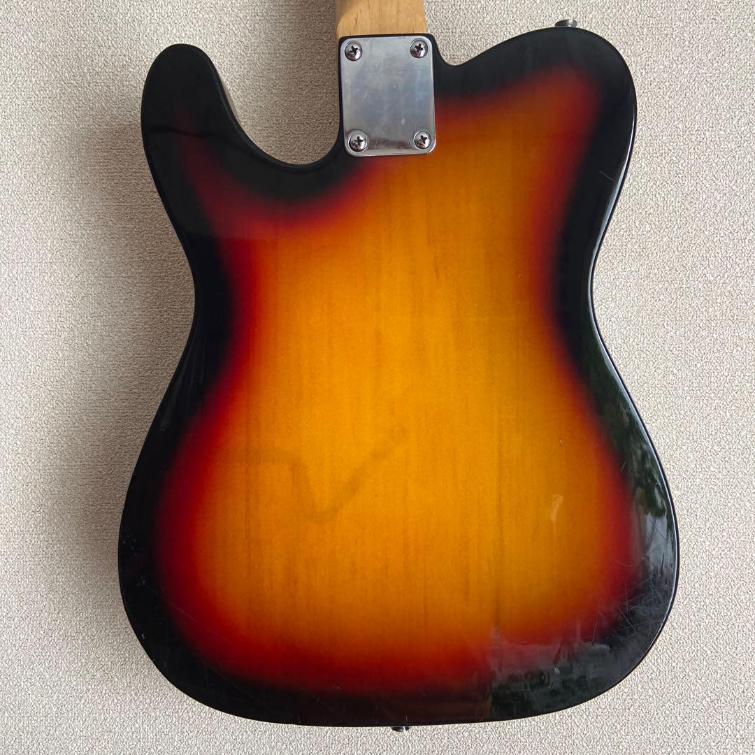メイプルネック/サンバーストのテレキャスターブランド不明