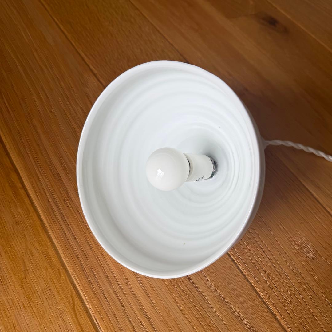 角田淳さん　ビーズランプシェード