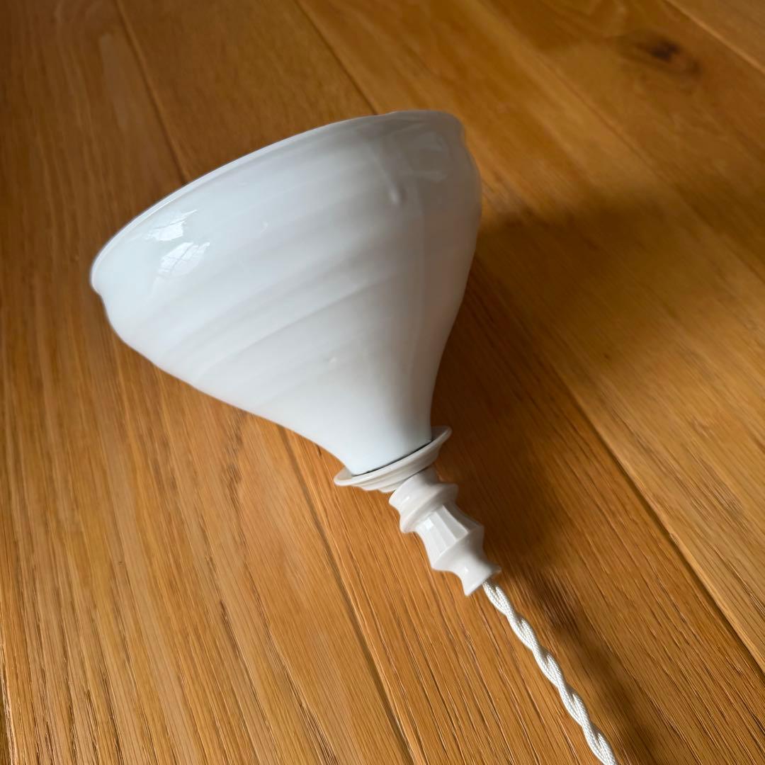 角田淳さん　ビーズランプシェード