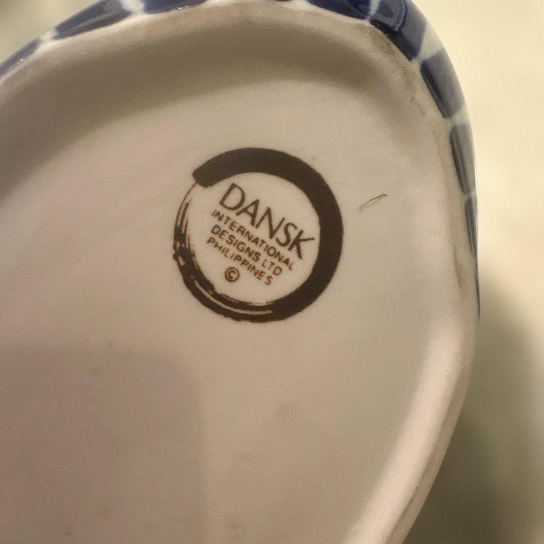 ダンスク　(アラベスク)アヒル型青白陶器置物