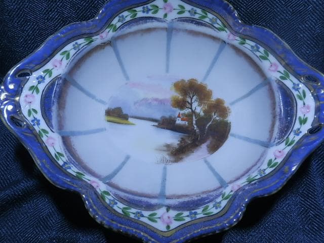 オールドノリタケ　皿　湖水風景　夕暮れ時　21x25x7 cm 　１９１０年