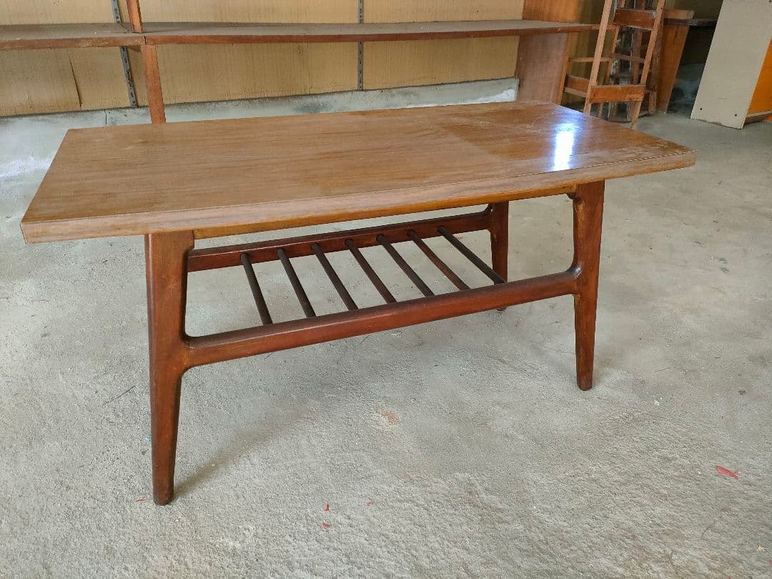 リビングテーブル 横90cm 縦45cm 高さ49cm　(直接引取も可)