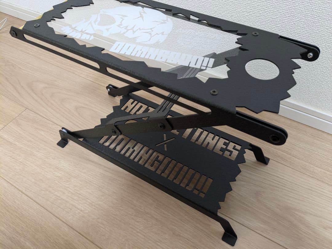 THE LITTLE BREAK STAND - SKULL EDITION - - メルカリ