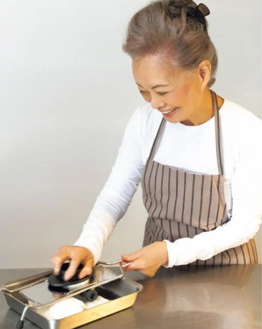 ドイツ製　ガード付き　ステンレススライサー