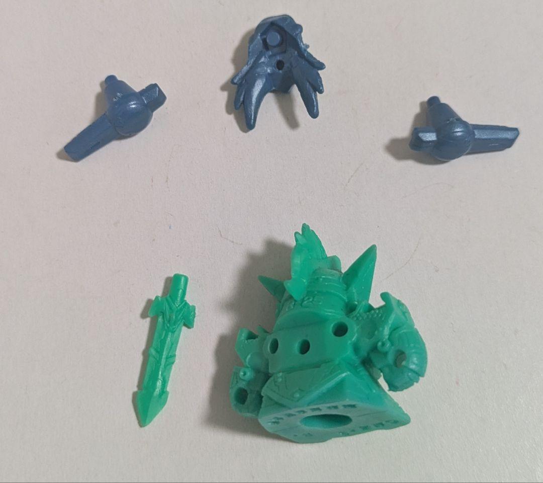 ガン消し　頑駄無白龍大帝　緑色