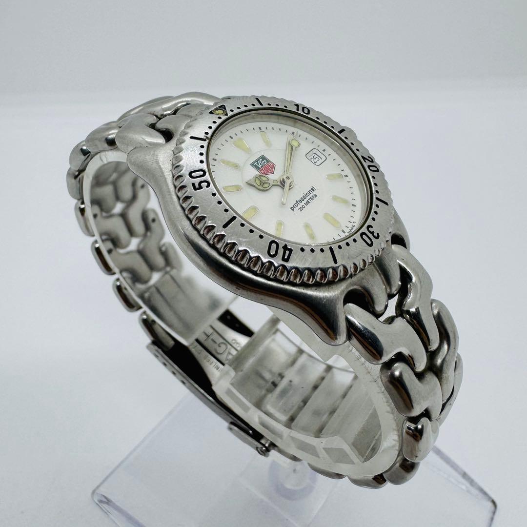 ✨TAGHEUER✨タグホイヤー✨デイト✨シルバー✨ホワイト文字盤✨腕時計✨