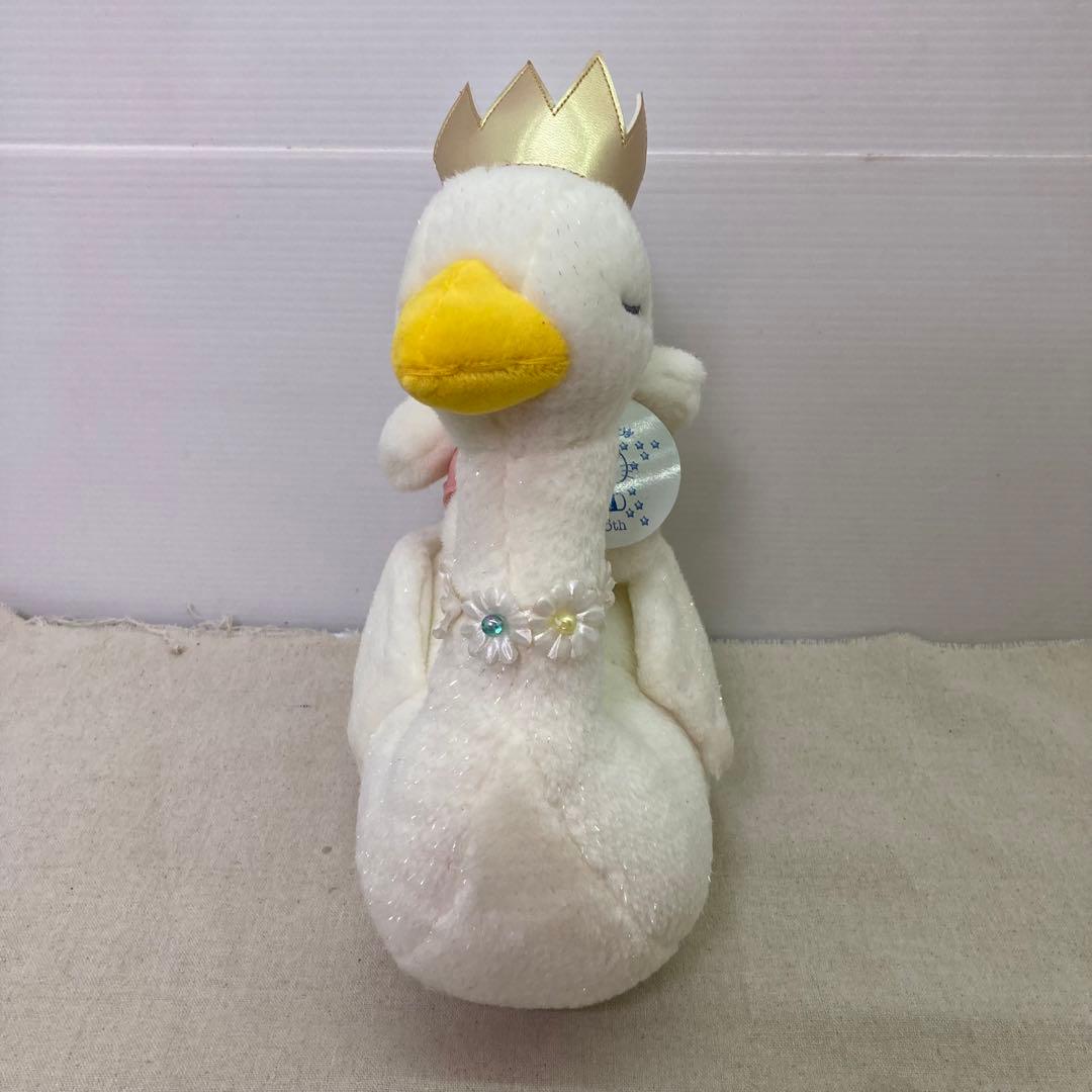 タグ付き】ハローキティ ぬいぐるみ M スワン 25周年 サンリオ Kitty